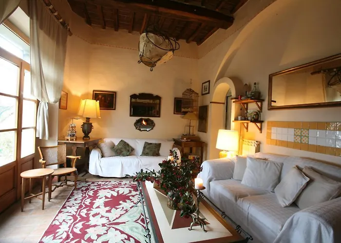 La Casa Del Sole Del Sodo * كورتونا